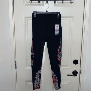 POP FIT LEGGINGS. SIZE M
